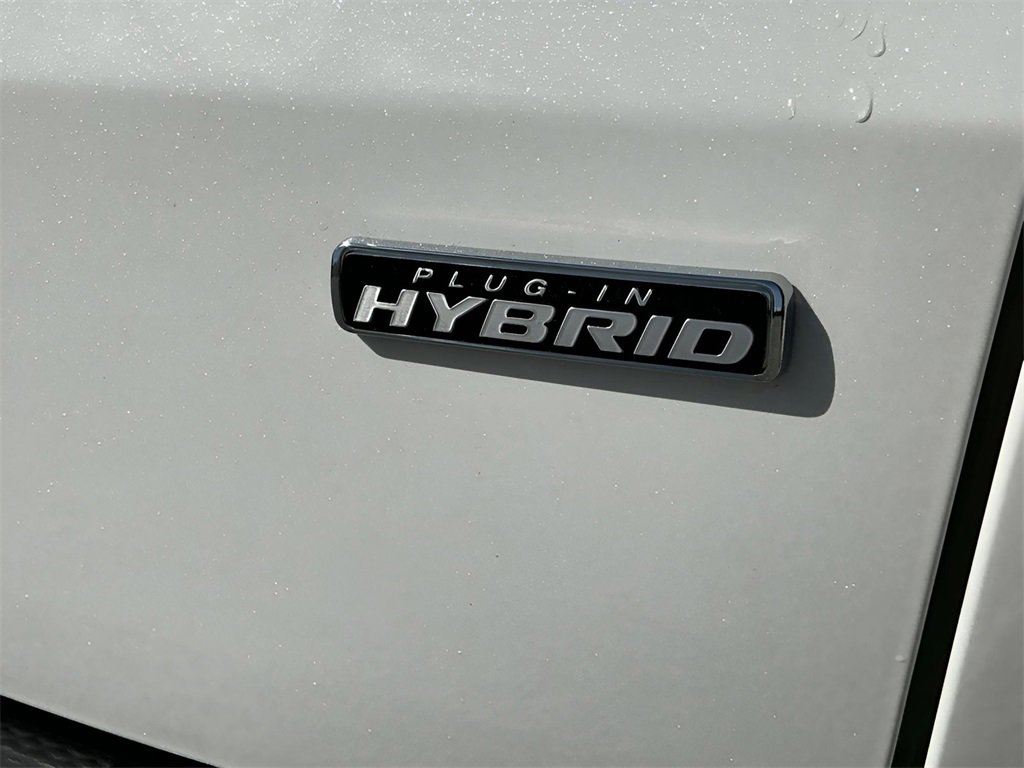 Certified 2024 Ford Escape SE image 19