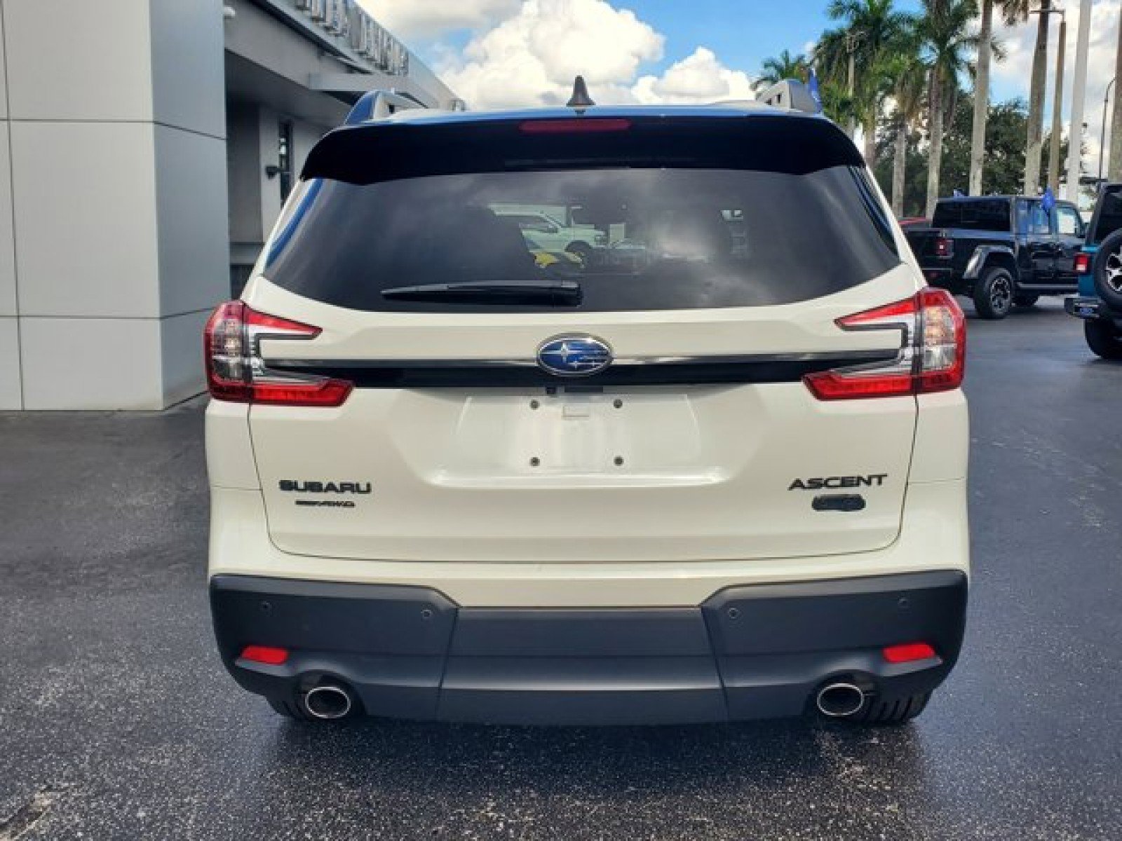 Used 2023 Subaru Ascent Onyx Edition Limited image 6