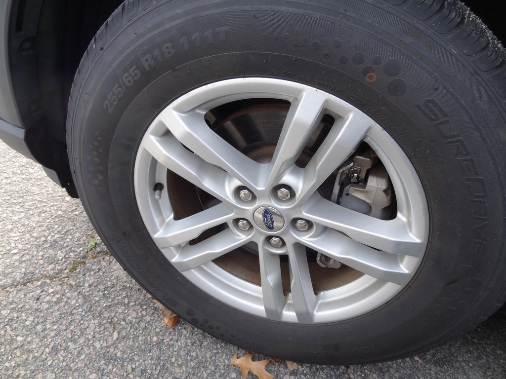 Certified 2020 Ford Explorer XLT w/ Equipment Group 202A image 12