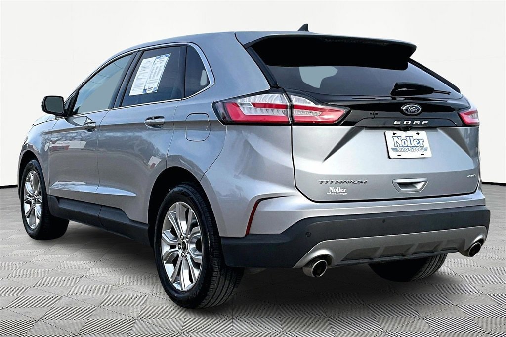 Certified 2024 Ford Edge Titanium image 2