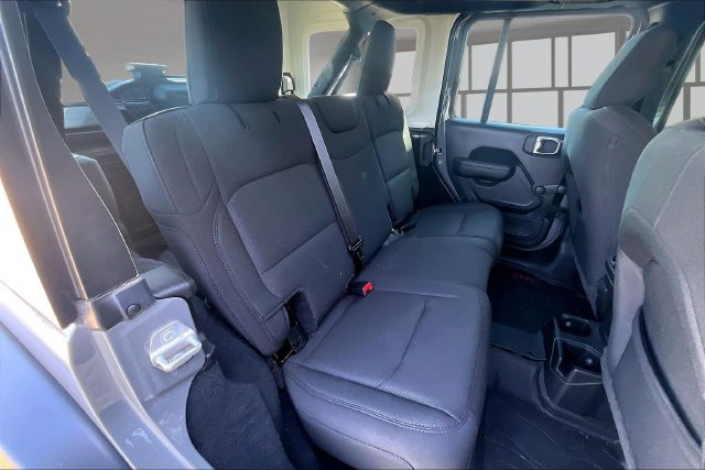 Used 2023 Jeep Wrangler Unlimited Sport AWD/4WD image 27