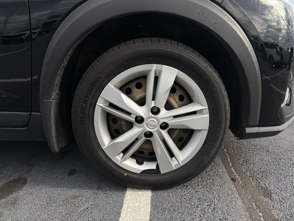 Used 2023 Nissan Kicks S w/ Interior Electronics Package image 32