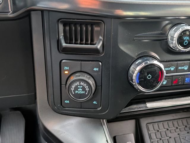 Certified 2025 Ford F150 Lariat w/ Equipment Group 502A High image 23