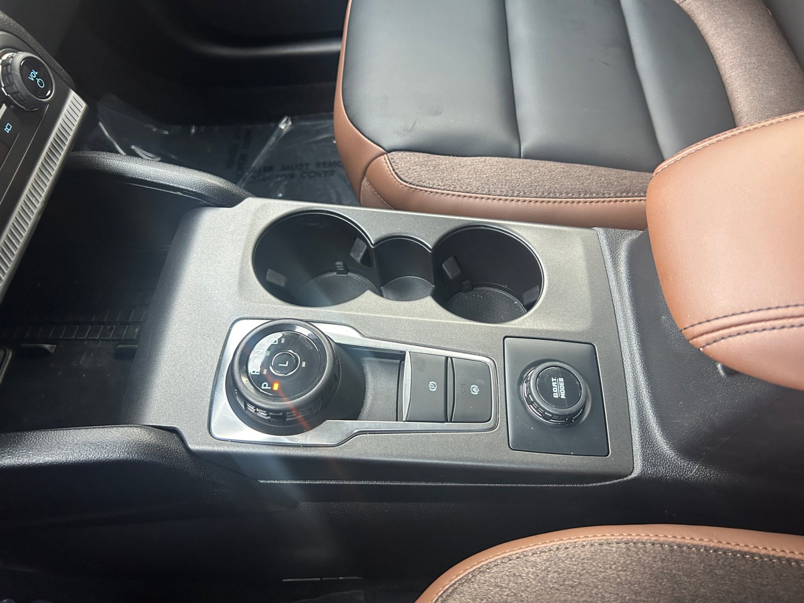 Certified 2025 Ford Bronco Sport Outer Banks w/ Outer Banks Tech Package+ AWD/4WD image 23