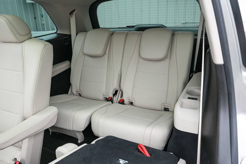 Used 2022 Mercedes-Benz GLS 450 4MATIC image 24