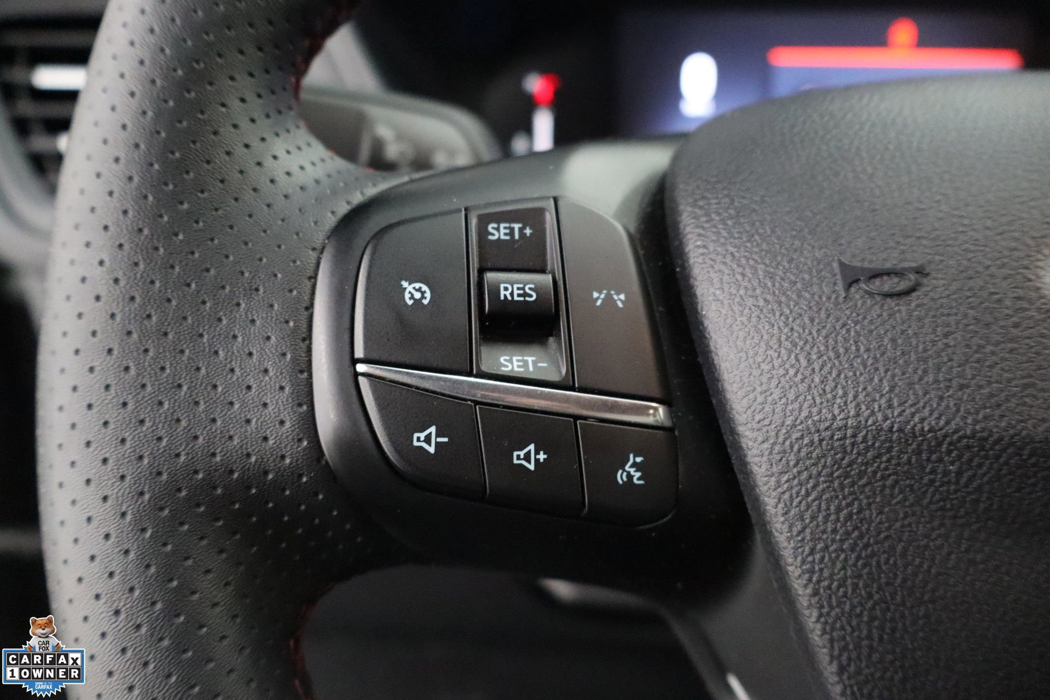 Certified 2025 Ford Escape ST-Line image 22