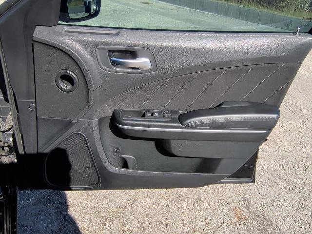 Used 2022 Dodge Charger SXT image 19