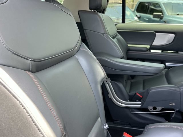 Certified 2025 Ford Expedition Active AWD/4WD image 28