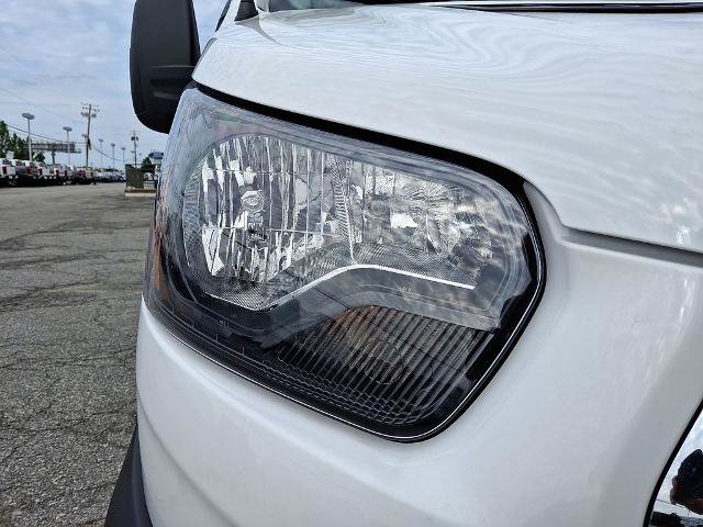 Certified 2025 Ford Transit 250 Low Roof w/ Exterior Upgrade Package RWD image 9