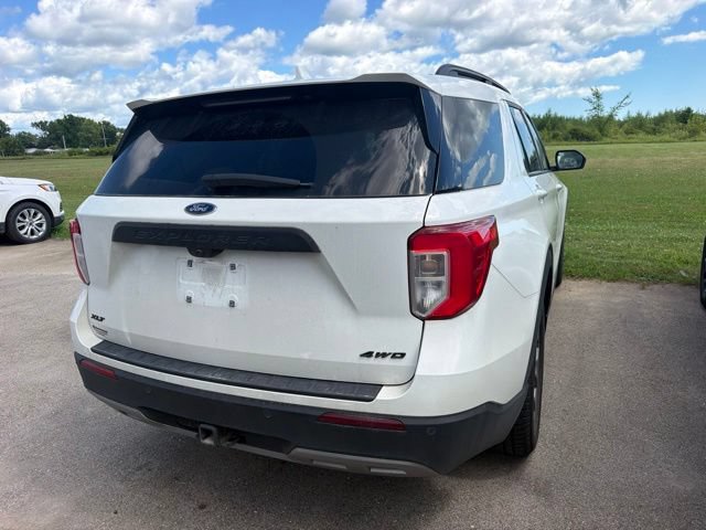 Certified 2023 Ford Explorer XLT w/ Equipment Group 202A AWD/4WD image 9