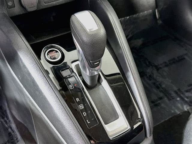 Used 2025 Nissan Versa SR FWD image 18