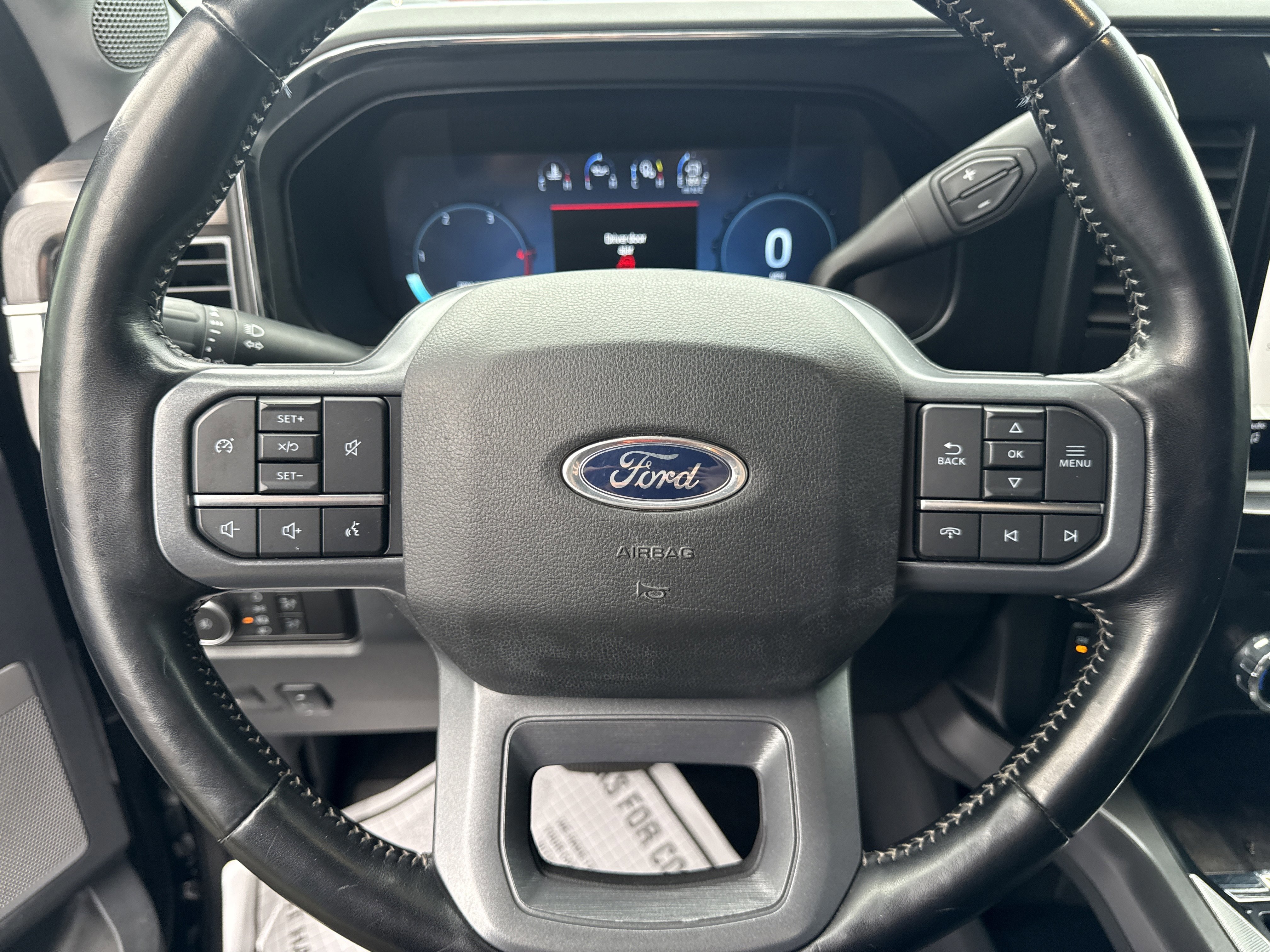 Certified 2023 Ford F350 Lariat w/ Chrome Package image 29