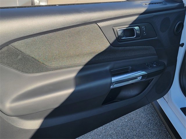 Certified 2024 Ford Mustang Coupe image 8