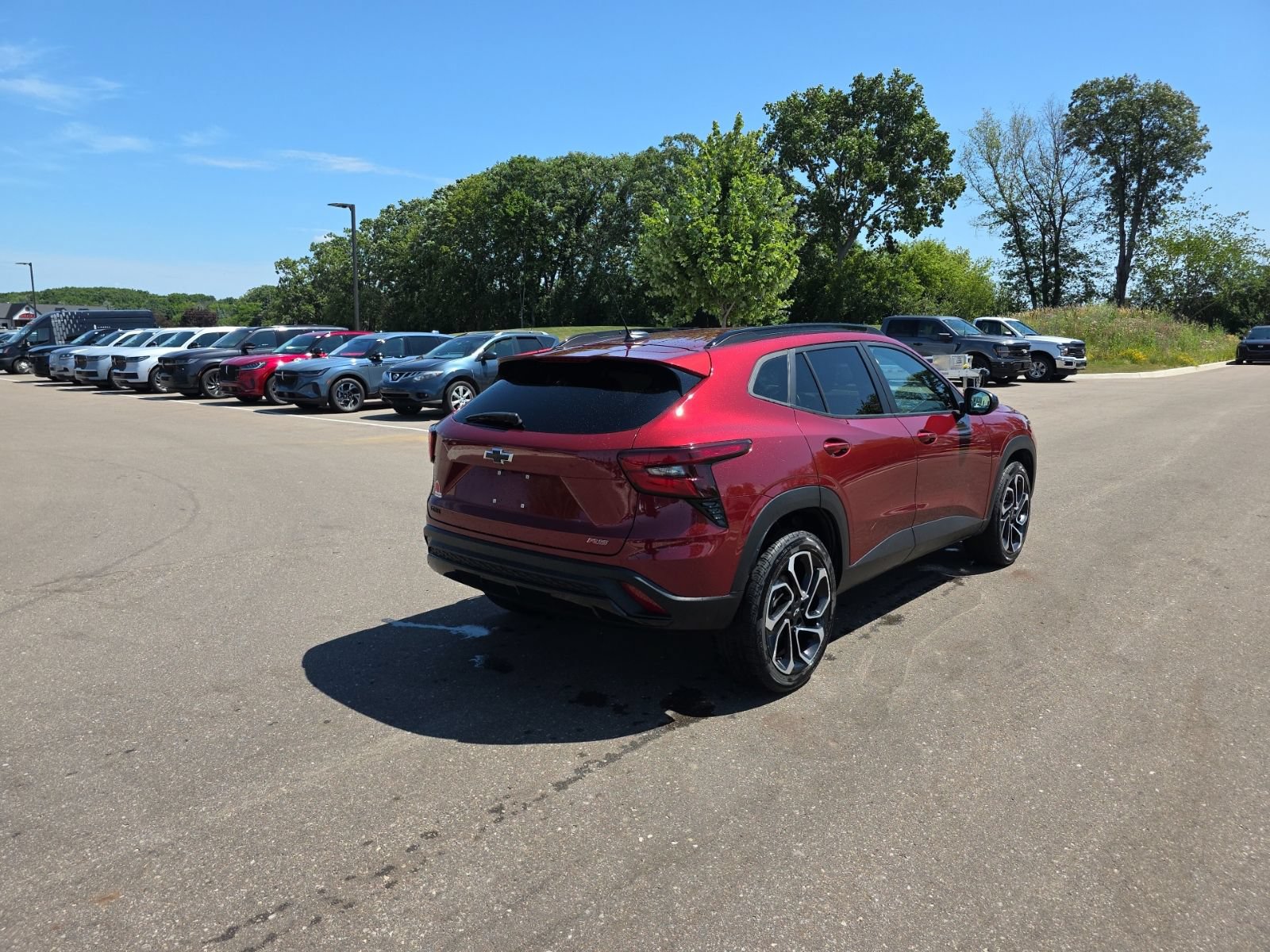 Used 2024 Chevrolet Trax RS FWD image 7
