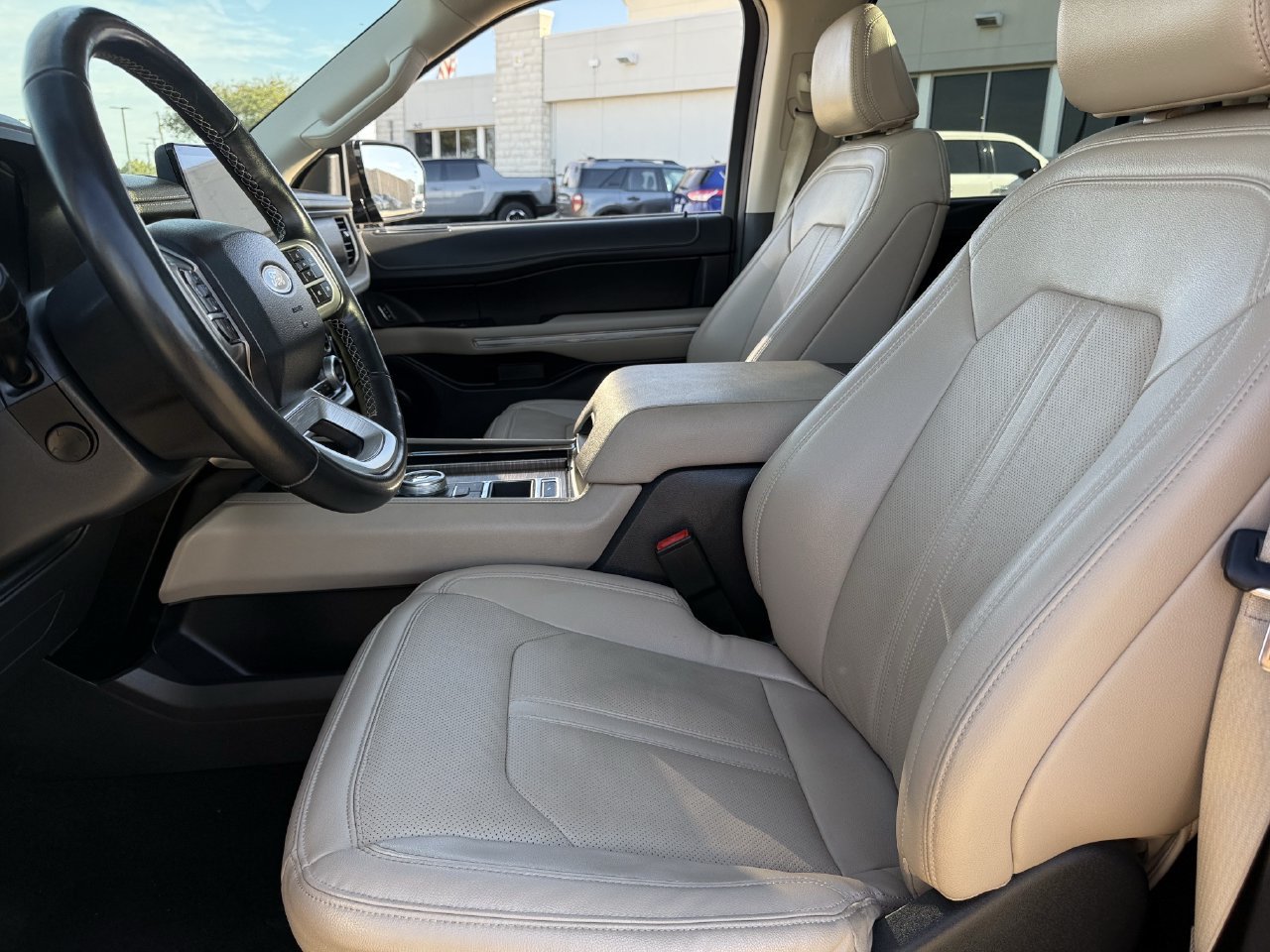 Certified 2024 Ford Expedition Max Limited RWD image 26