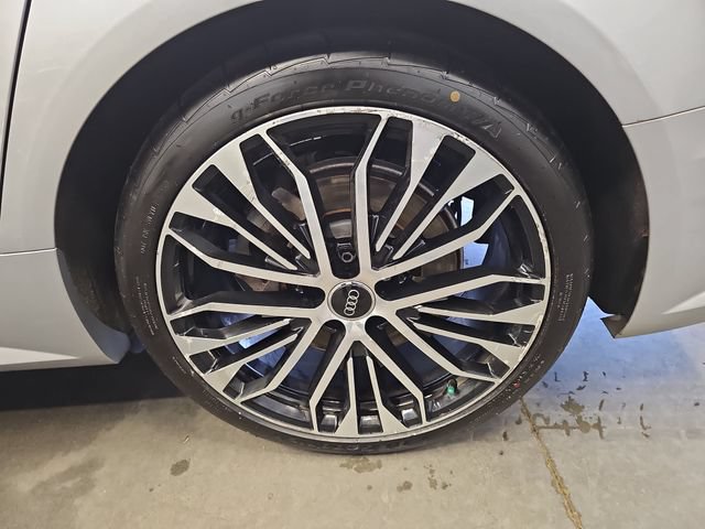 Used 2018 Audi A6 2.0T Premium Plus w/ Premium Plus Package AWD/4WD image 32