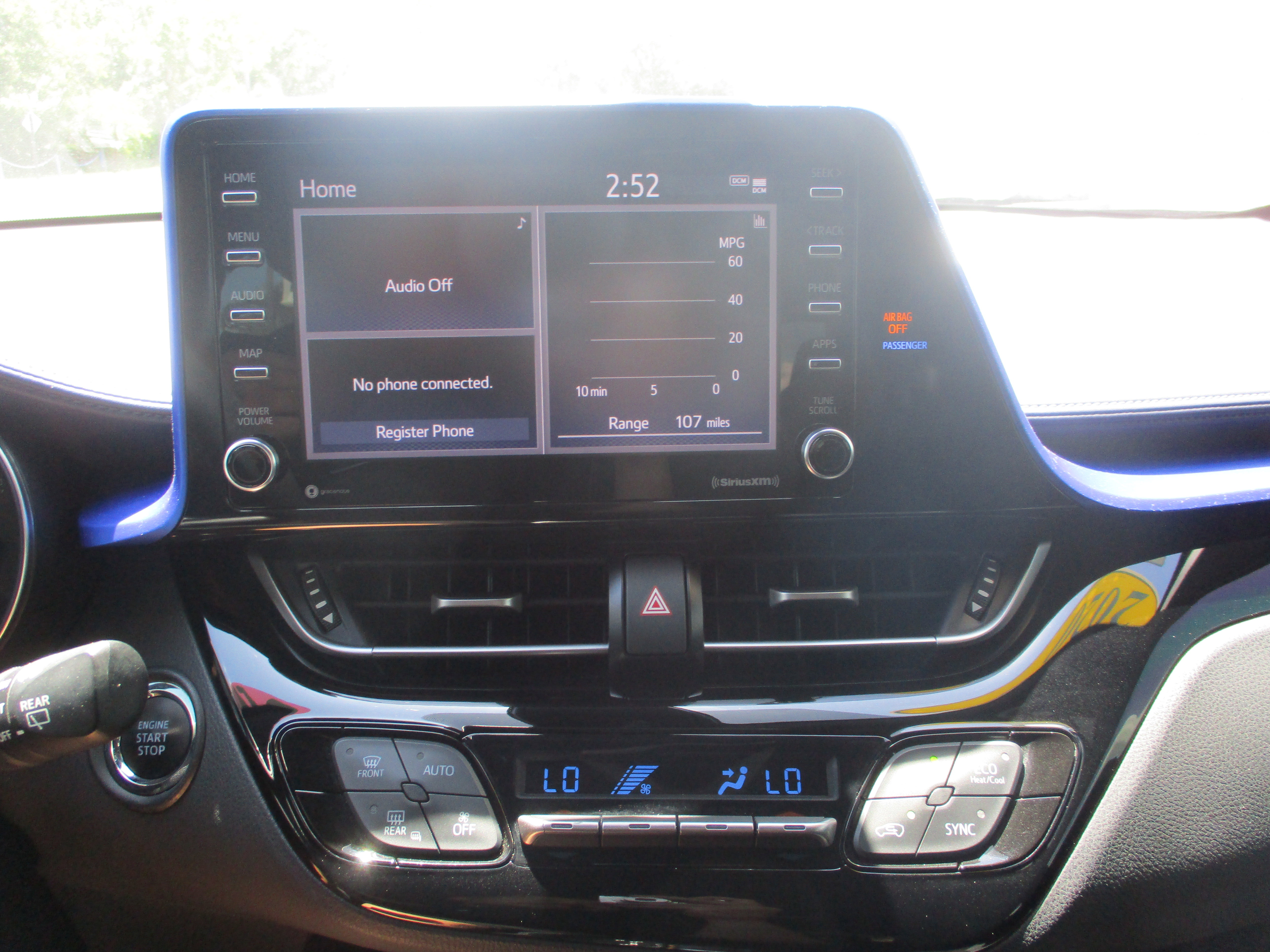 Used 2020 Toyota C-HR XLE FWD image 17