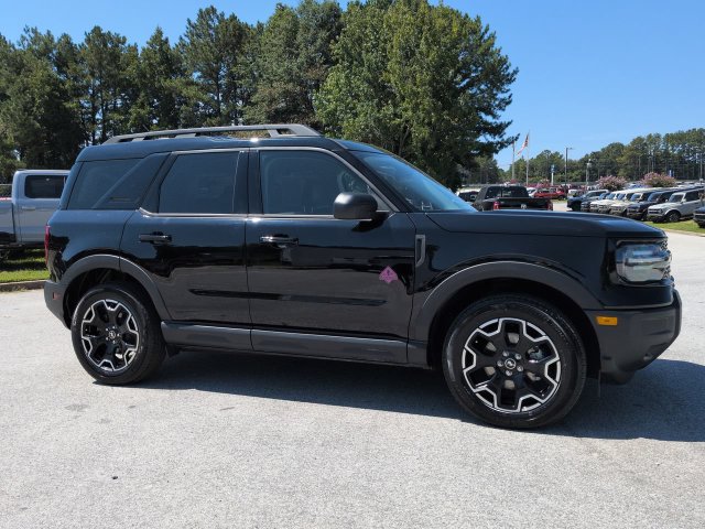 Certified 2025 Ford Bronco Sport Outer Banks AWD/4WD image 2