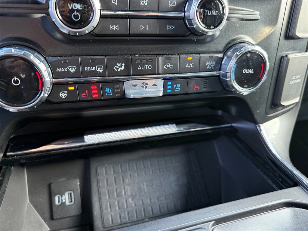 Certified 2022 Ford F150 Lariat w/ Equipment Group 502A High image 21