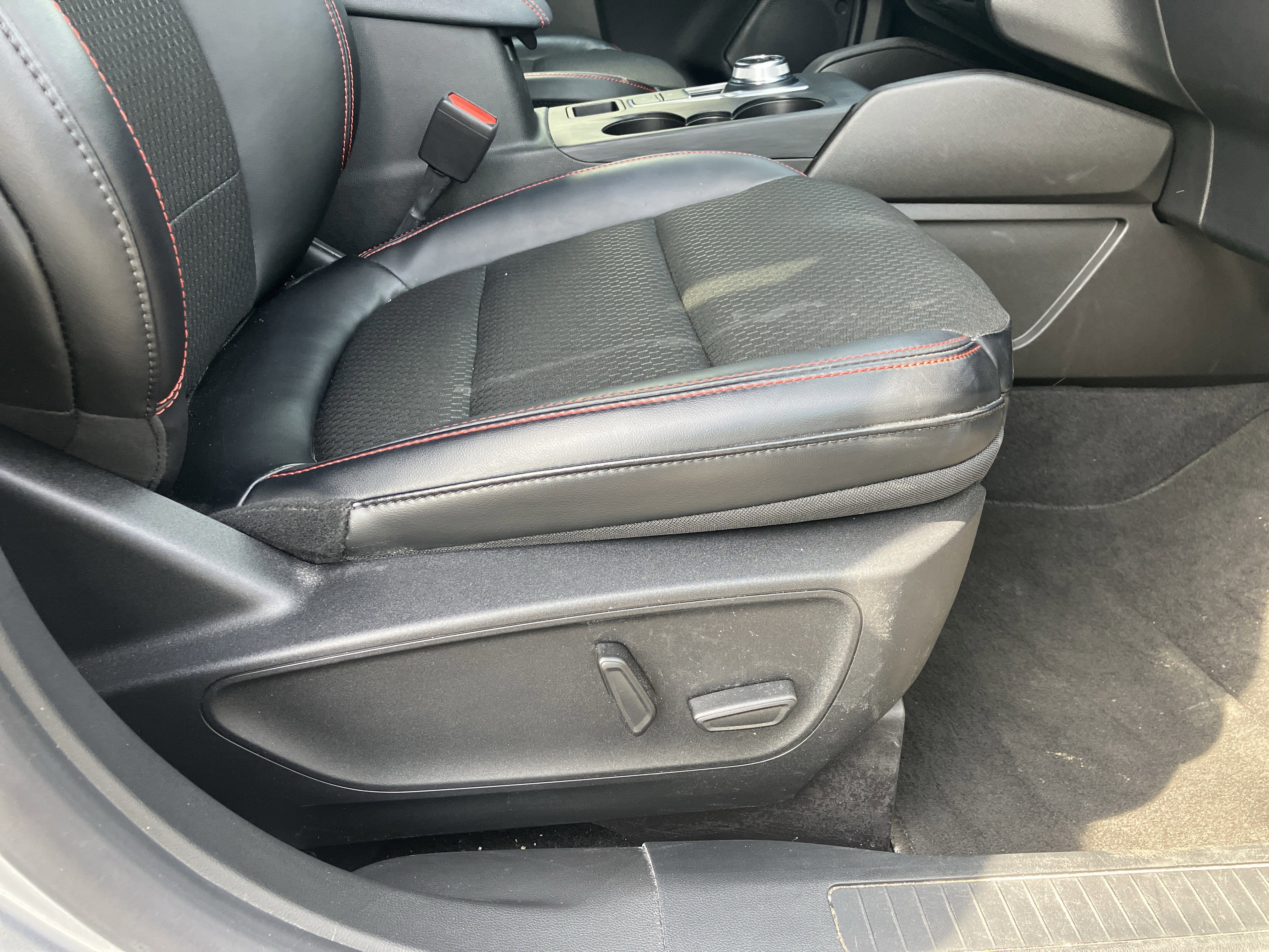 Certified 2024 Ford Escape ST-Line Elite AWD/4WD image 11
