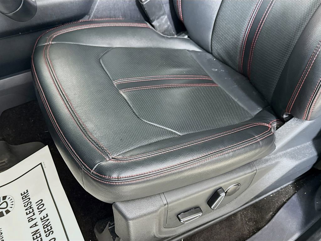 Certified 2022 Ford Expedition Max Limited image 12