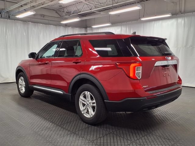 Certified 2024 Ford Explorer XLT AWD/4WD image 2