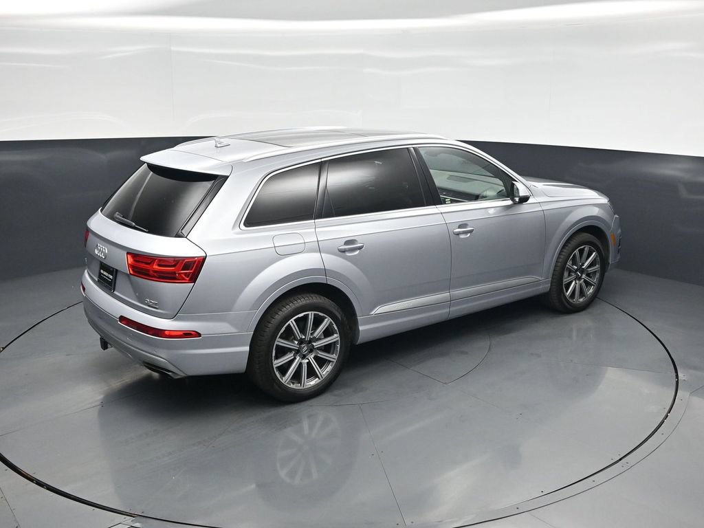 Used 2017 Audi Q7 3.0T Premium Plus w/ Premium Plus Package AWD/4WD image 44