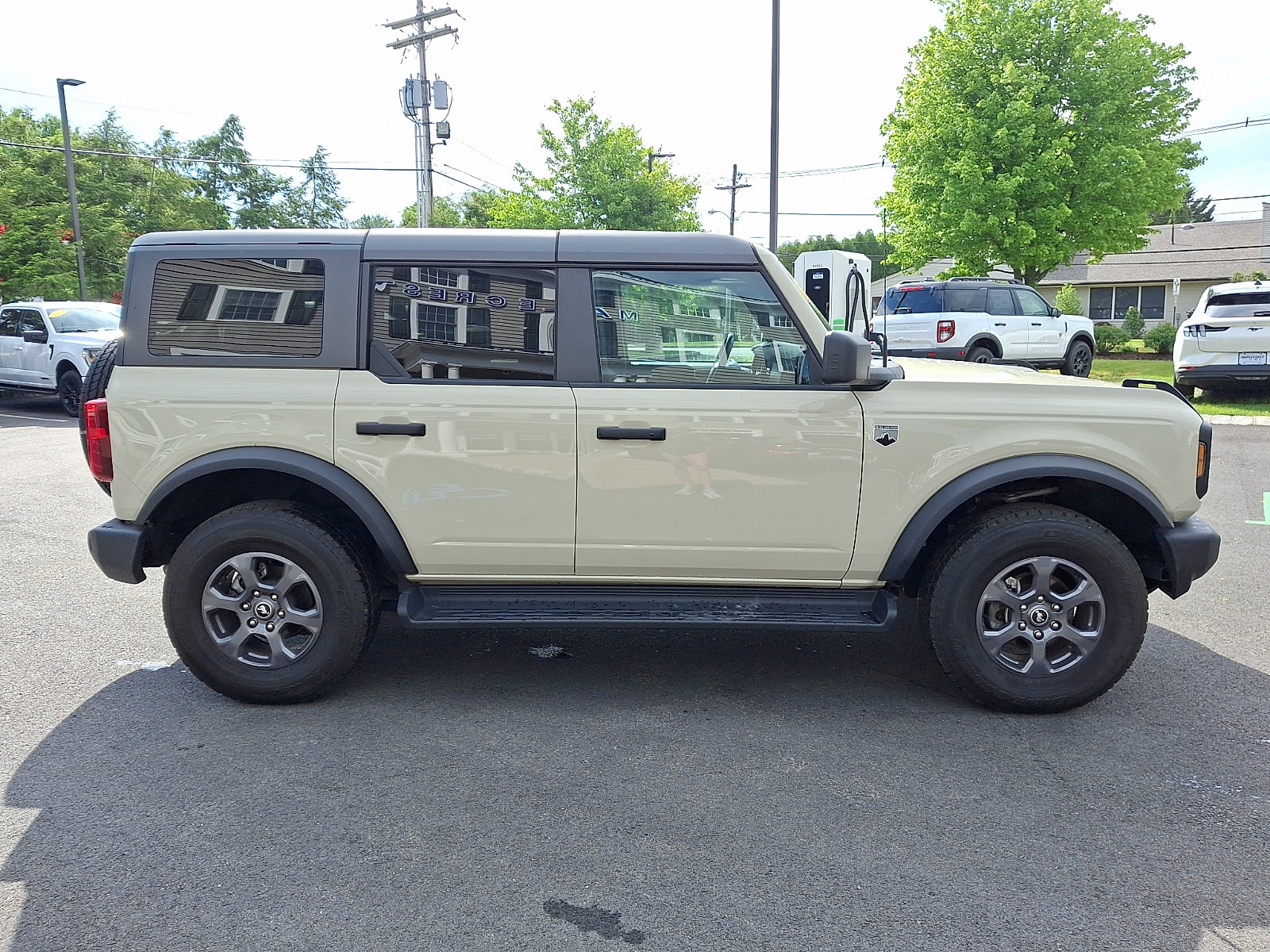 Certified 2025 Ford Bronco Big Bend AWD/4WD image 4