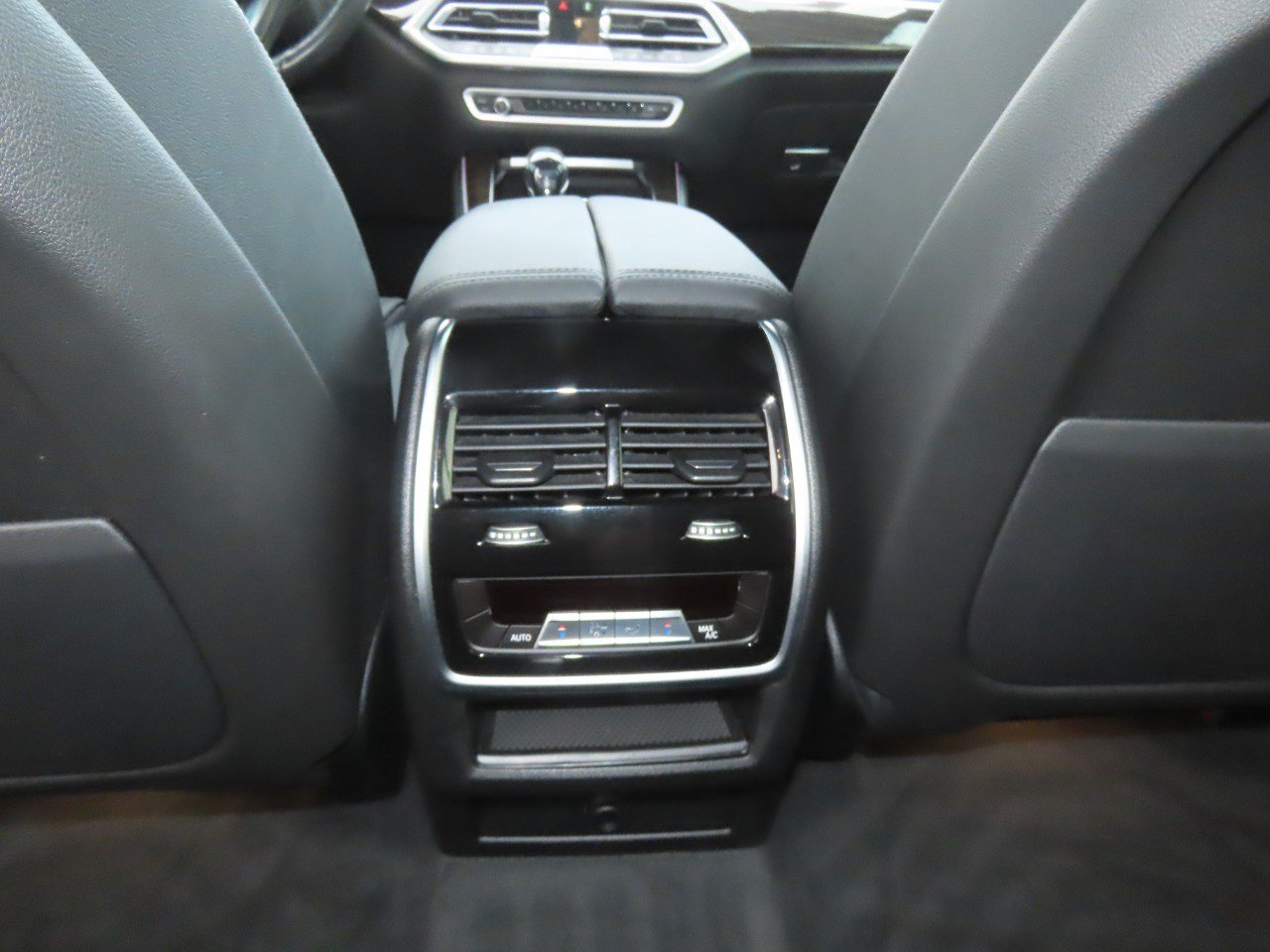 Used 2021 BMW X5 sDrive40i w/ Premium Package RWD image 22