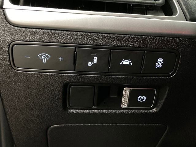 Used 2022 Hyundai Palisade SE image 27