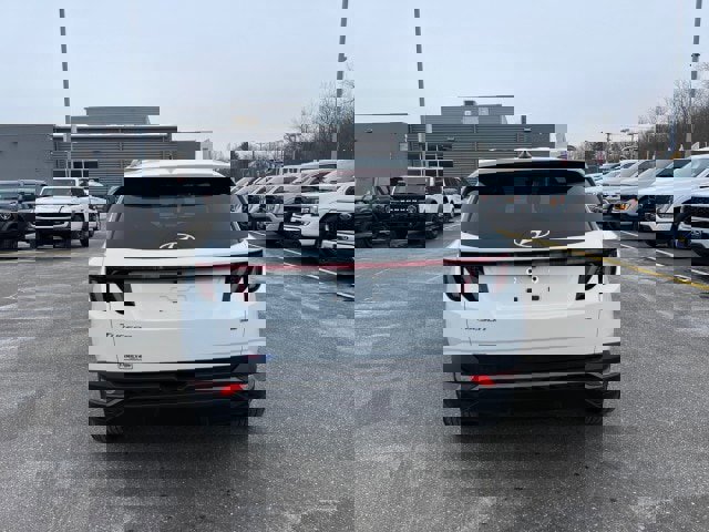 Used 2023 Hyundai Tucson SEL image 2