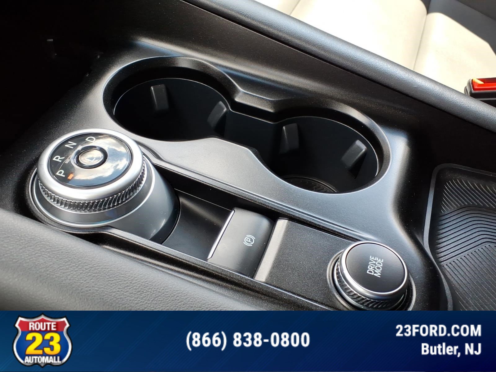 Certified 2025 Ford Explorer Active w/ Active Comfort Package AWD/4WD image 20