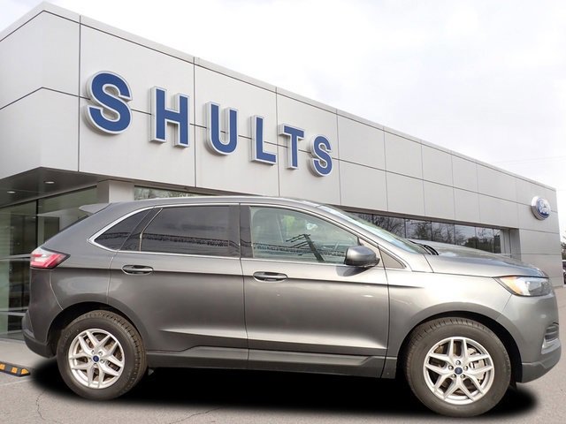 Certified 2022 Ford Edge SEL w/ Convenience Package image 2