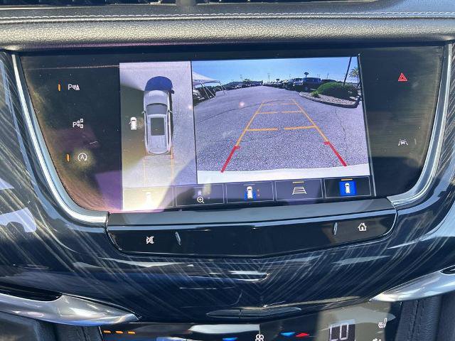 Used 2023 Cadillac XT6 Premium Luxury w/ Technology Package AWD/4WD image 35