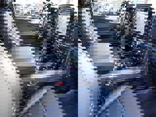 Certified 2025 Ford F150 Lariat image 34