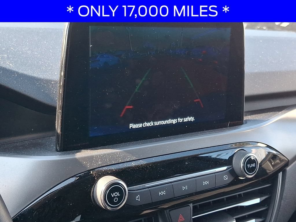 Certified 2023 Ford Escape Active AWD/4WD image 17