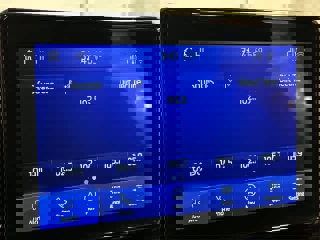 Certified 2020 Ford Explorer Limited w/ Class III Trailer Tow Package image 16