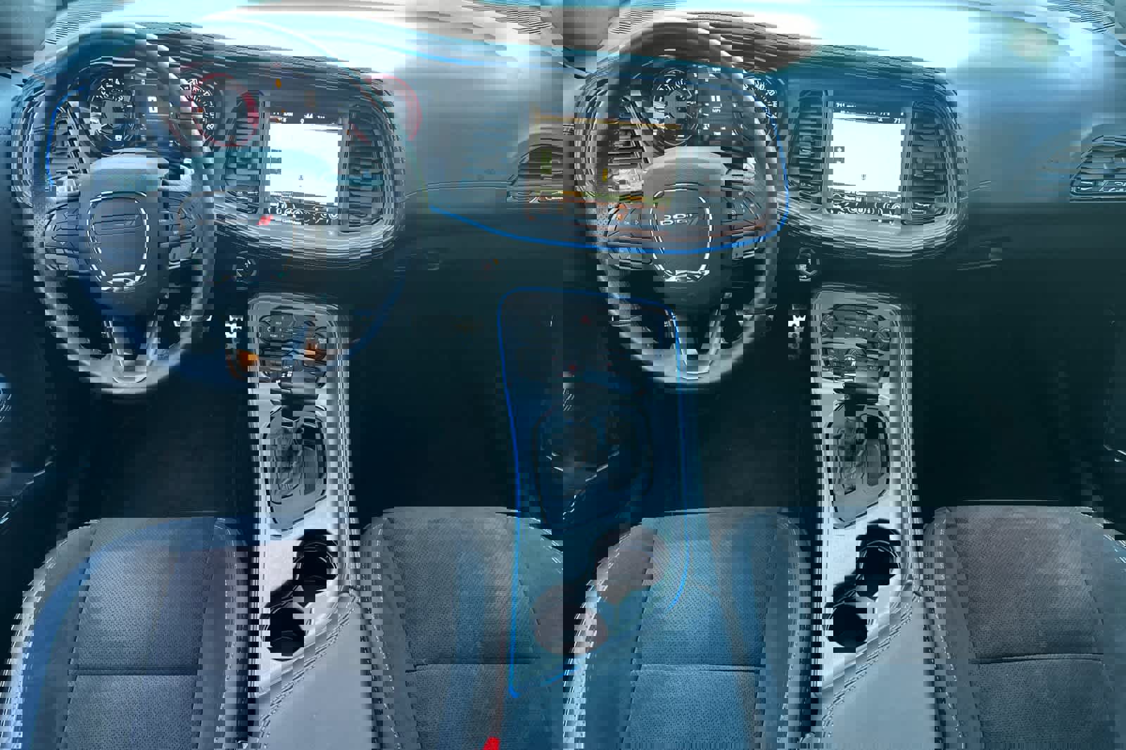 Used 2023 Dodge Challenger GT w/ Plus Package image 9