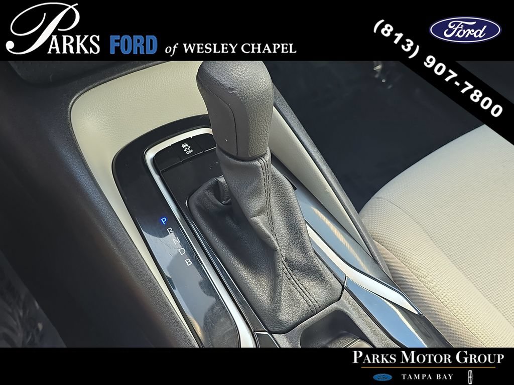 Used 2022 Toyota Corolla LE FWD image 23