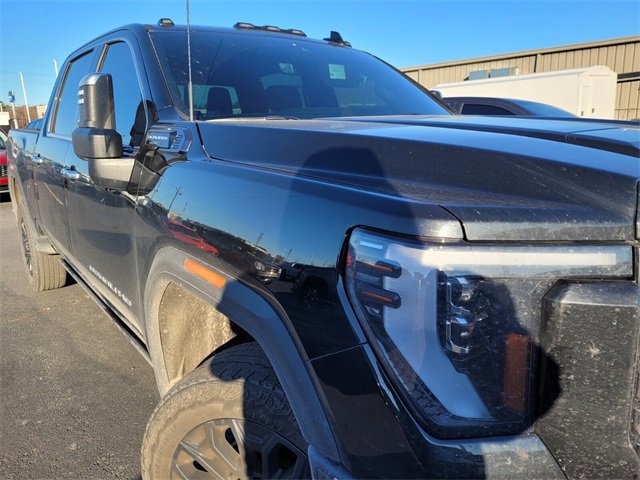 Used 2026 GMC Sierra 2500 Denali Ultimate w/ Max Trailering Package image 8