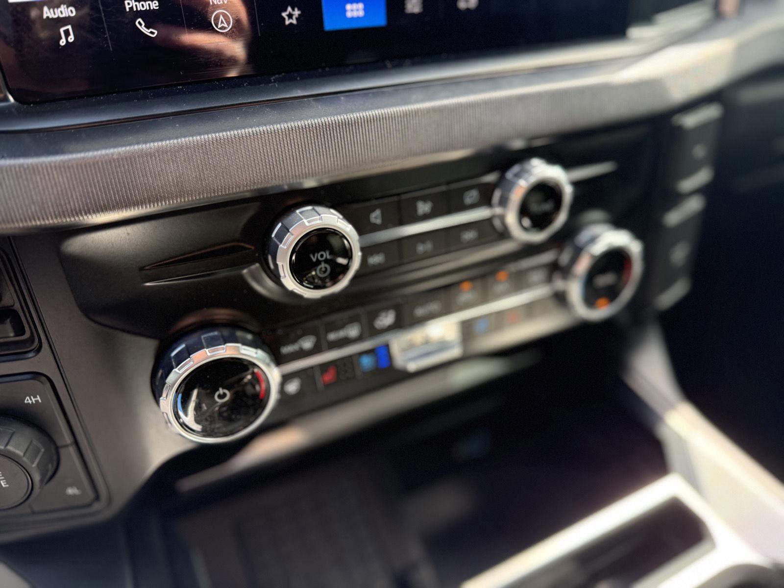 Certified 2024 Ford F250 Platinum image 15