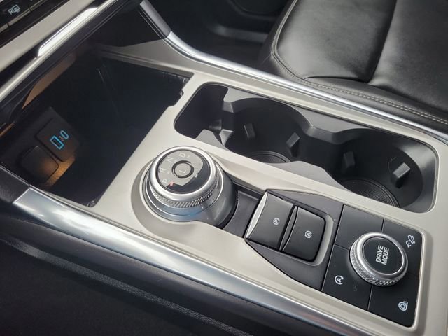 Certified 2024 Ford Explorer XLT w/ Equipment Group 202A image 24