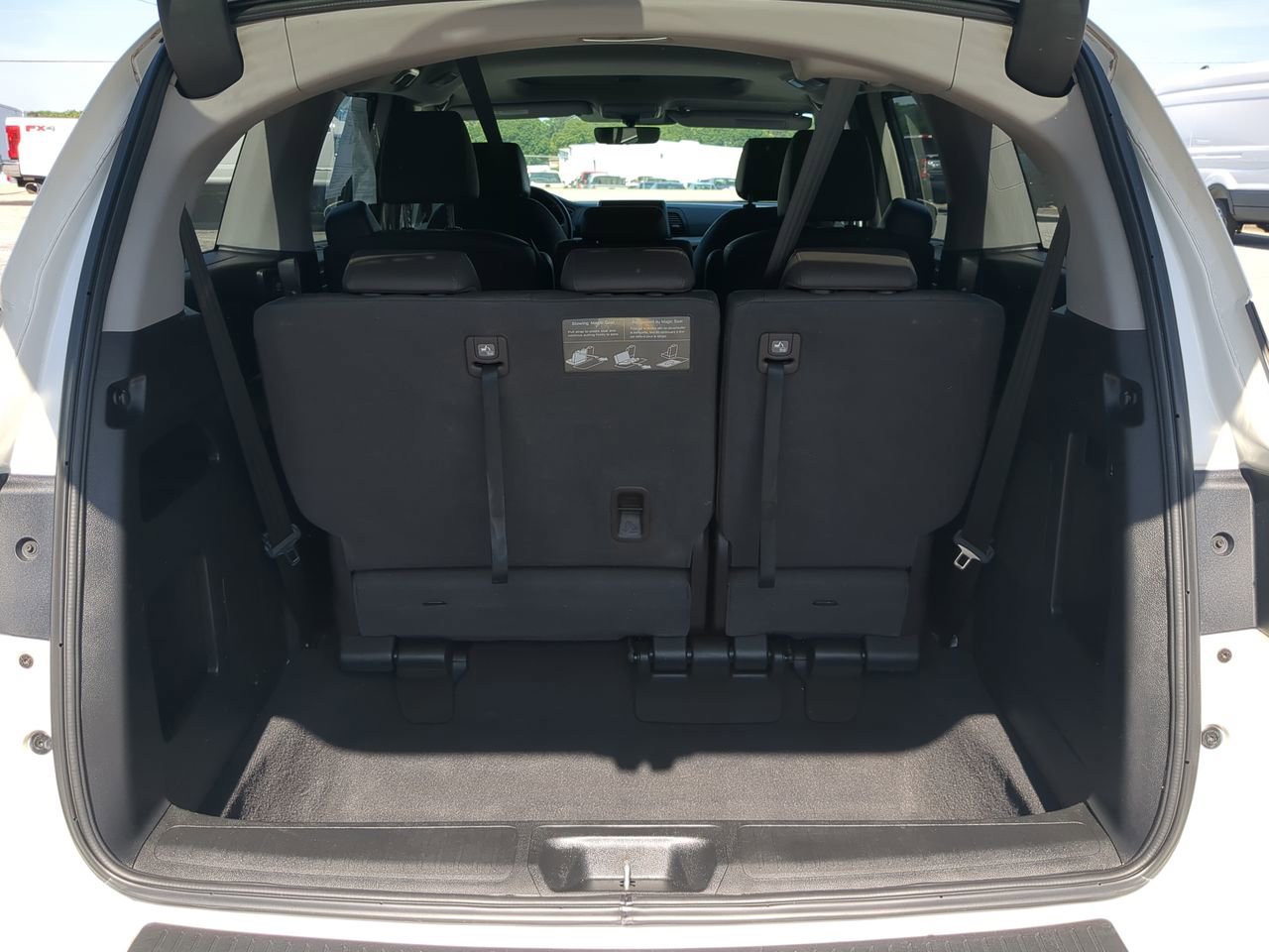 Used 2018 Honda Odyssey EX-L image 11