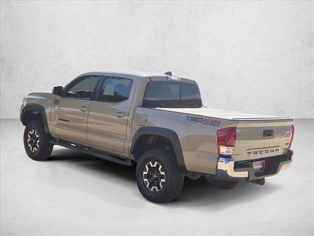 Used 2018 Toyota Tacoma TRD Off-Road AWD/4WD image 7