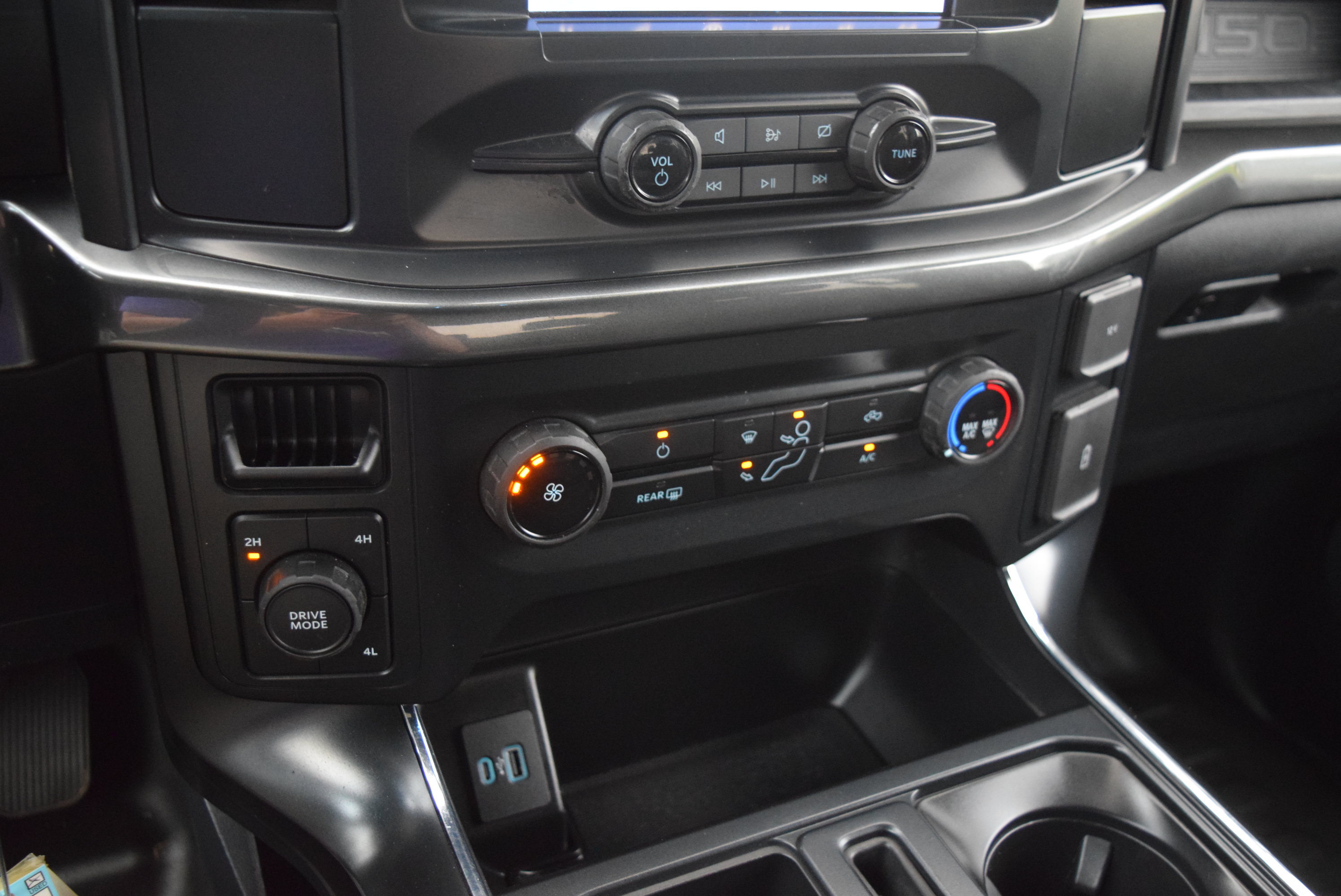 Certified 2022 Ford F150 XL w/ STX Appearance Package AWD/4WD image 16