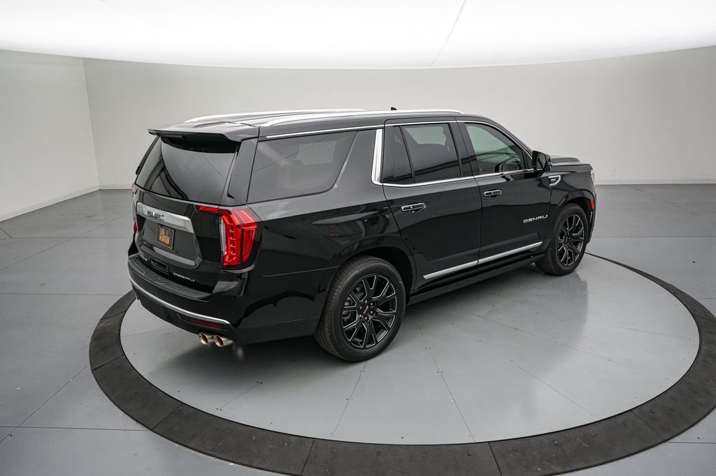Used 2024 GMC Yukon Denali w/ Denali Reserve Package AWD/4WD image 4