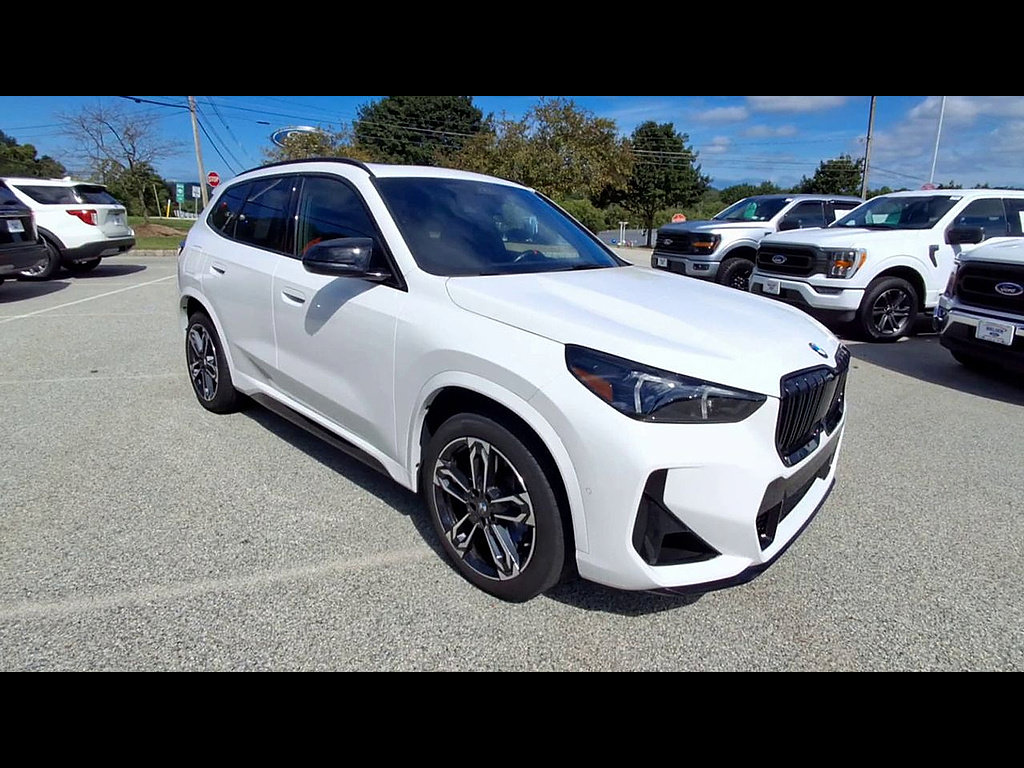 Used 2025 BMW X1 M35i w/ Premium Package AWD/4WD image 2