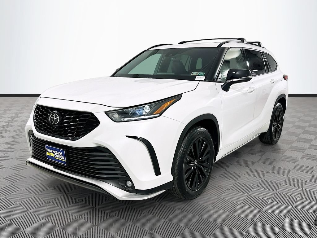 Used 2023 Toyota Highlander XSE FWD image 5
