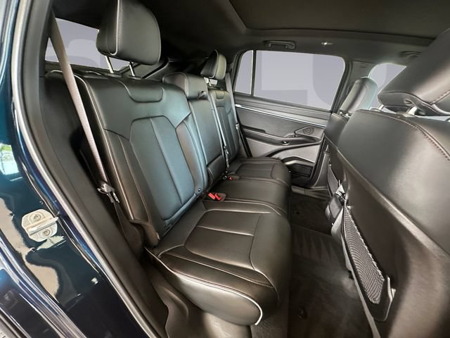 Used 2025 Jeep Wagoneer S Limited AWD/4WD image 18