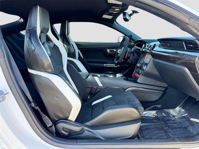 Certified 2022 Ford Mustang Shelby GT500 w/ Carbon Fiber Track Pack RWD image 29